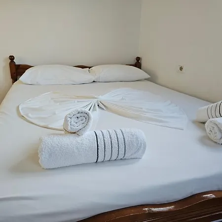 Luis Apartment Ksamil