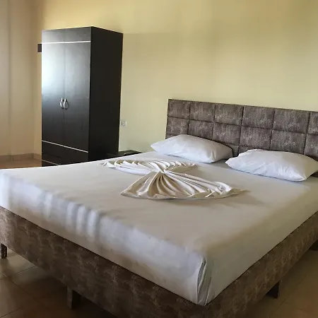 Luis Apartment Ksamil